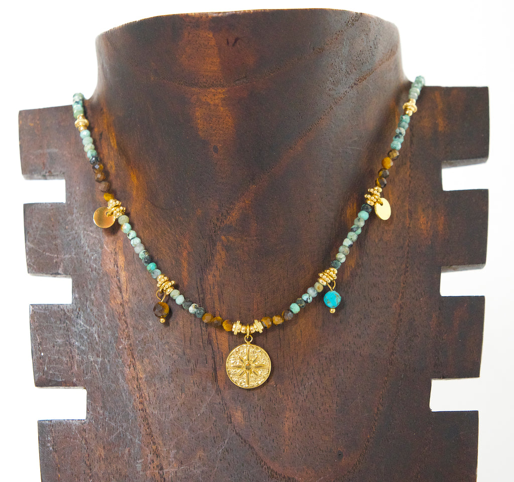 Collar Brújula