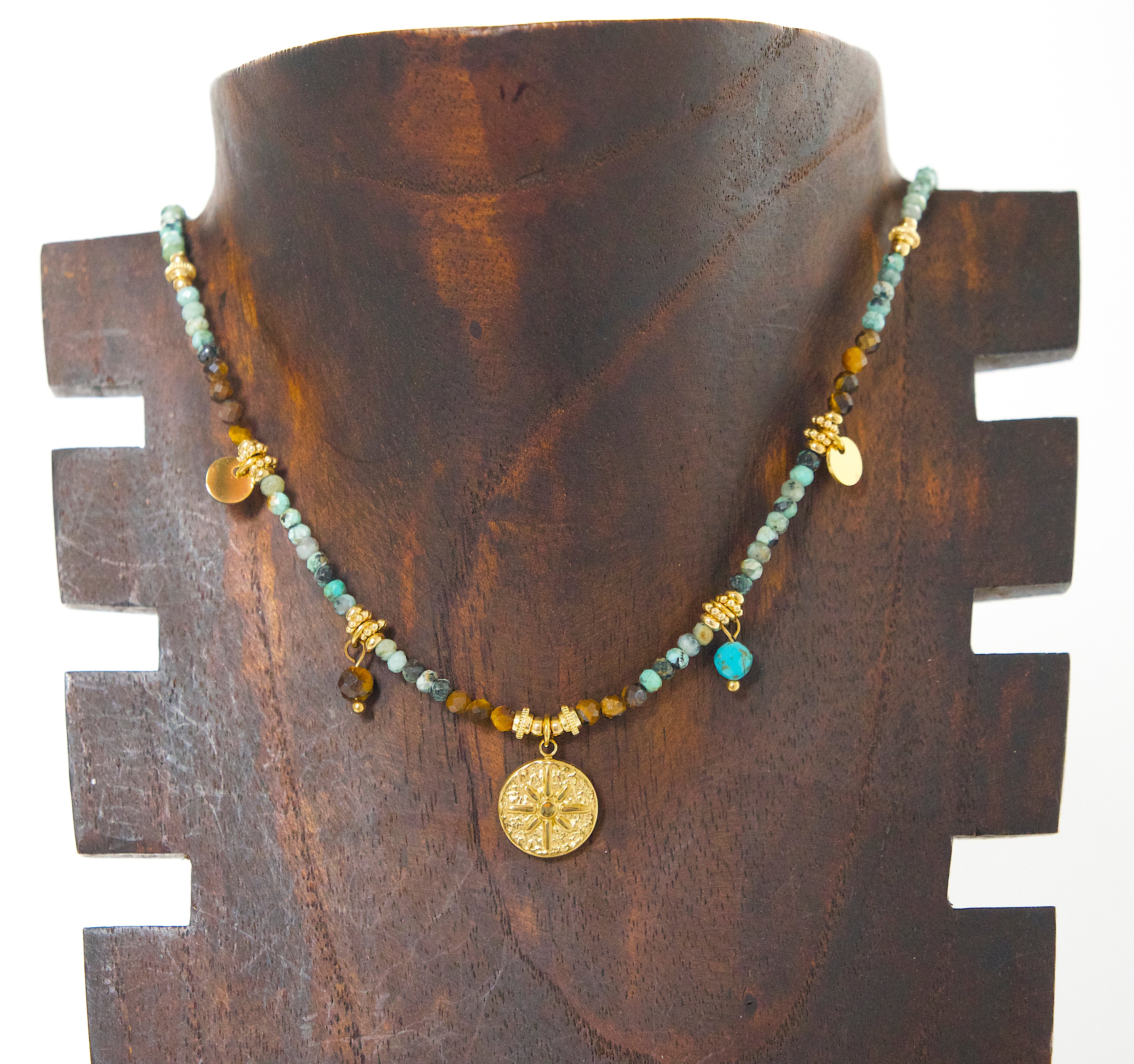 Collar Brújula