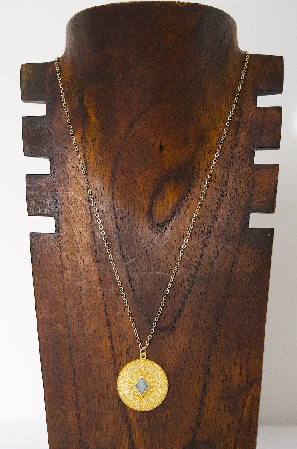 Collar Óculo