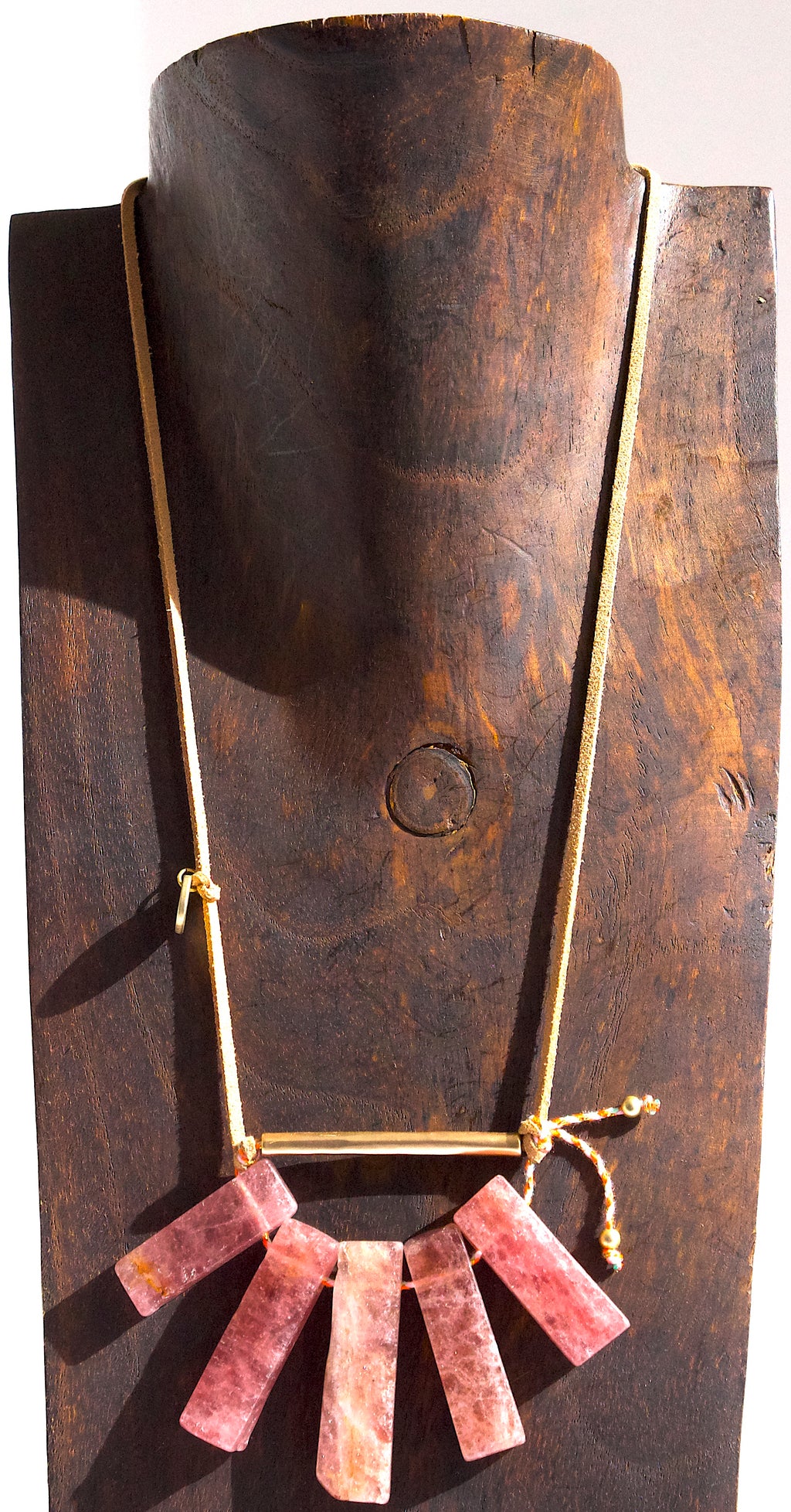 Collar Stones