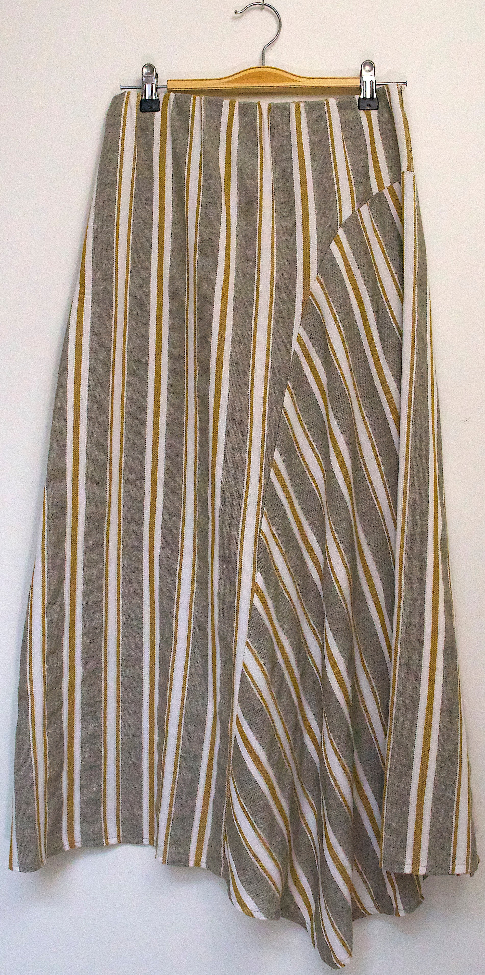 Falda Calesa